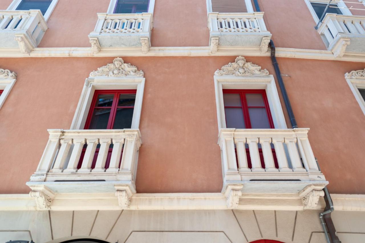 Domo Sofia Hotel Cagliari Exterior photo